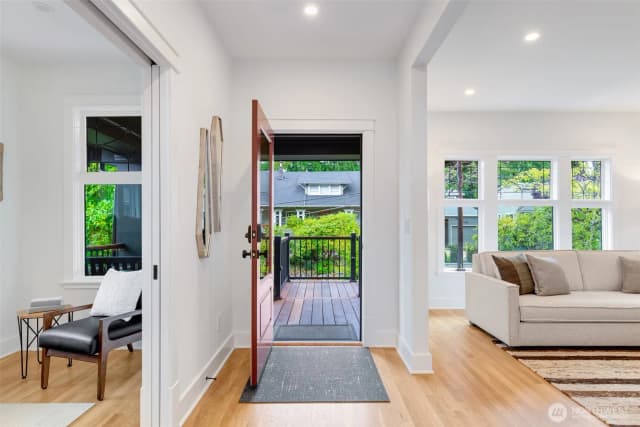 Property photo for 1743 26th Avenue E, Seattle photo 5