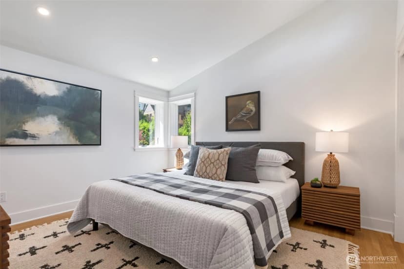 Property photo for 1743 26th Avenue E, Seattle photo 19