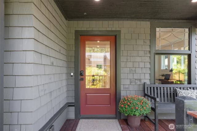 Property photo for 1743 26th Avenue E, Seattle photo 2