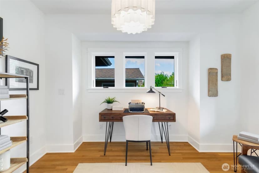 Property photo for 1743 26th Avenue E, Seattle photo 9