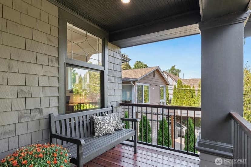 Property photo for 1743 26th Avenue E, Seattle photo 3