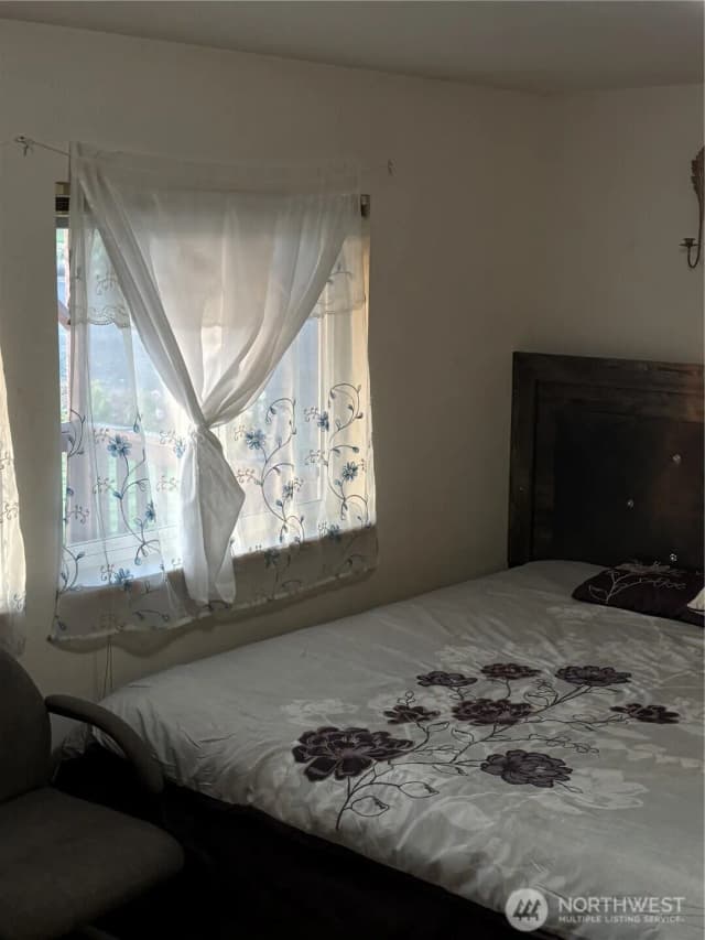 Property photo for 415 Spring Circle Sw, Mattawa photo 5
