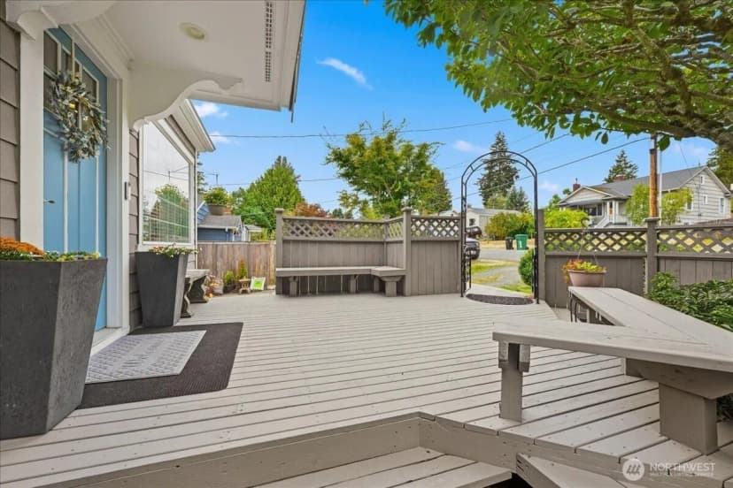 Property photo for 12232 Fremont Avenue N, Seattle photo 33