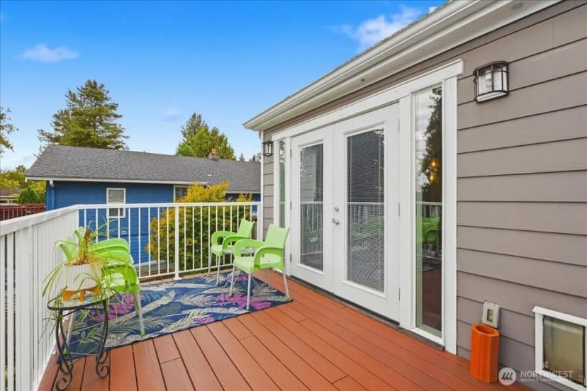 Property photo for 12232 Fremont Avenue N, Seattle photo 11