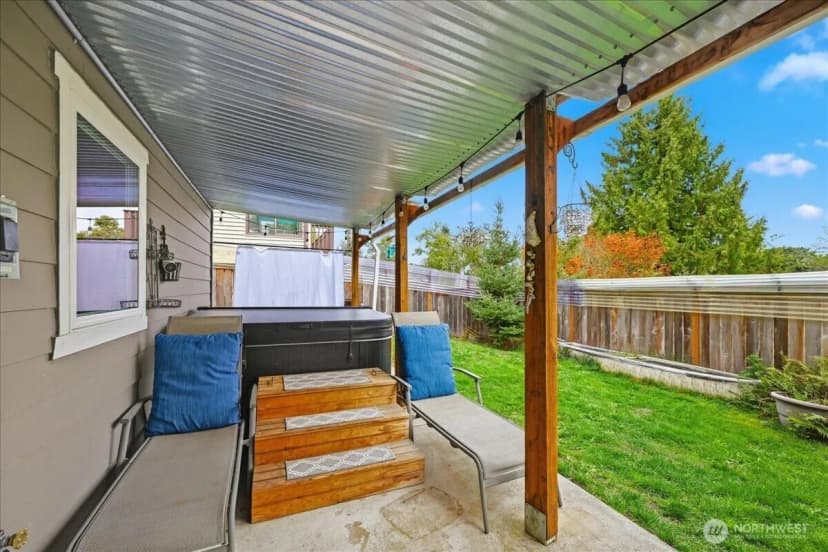 Property photo for 12232 Fremont Avenue N, Seattle photo 31