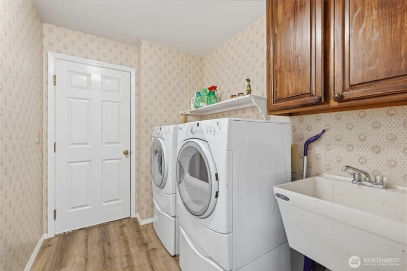 Property photo for 13011 Se 221st Pl, Kent photo 16