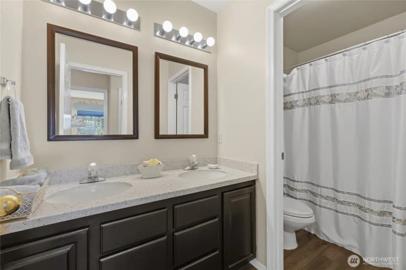 Property photo for 13011 Se 221st Pl, Kent photo 24