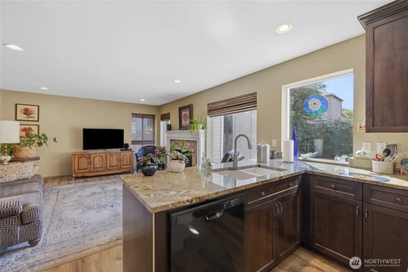 Property photo for 13011 Se 221st Pl, Kent photo 10