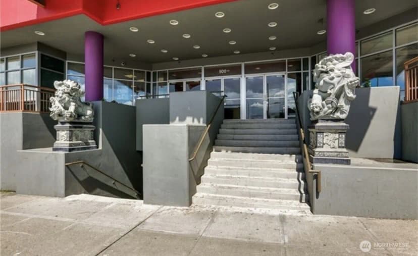 Property photo for 321 10th Avenue S #604, Seattle photo 14