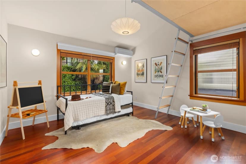 Property photo for 2223 39th Avenue E, Seattle photo 34
