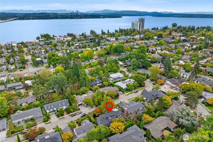 Property photo for 2223 39th Avenue E, Seattle photo 40