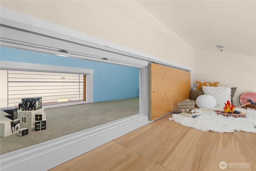 Property photo for 2223 39th Avenue E, Seattle photo 35