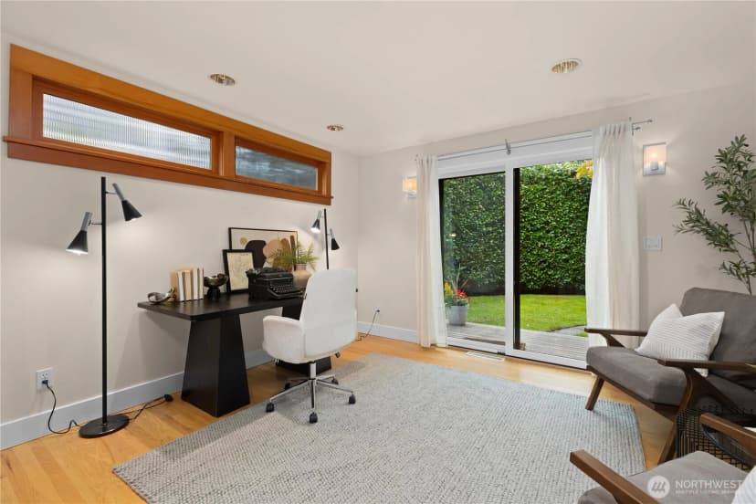 Property photo for 2223 39th Avenue E, Seattle photo 23