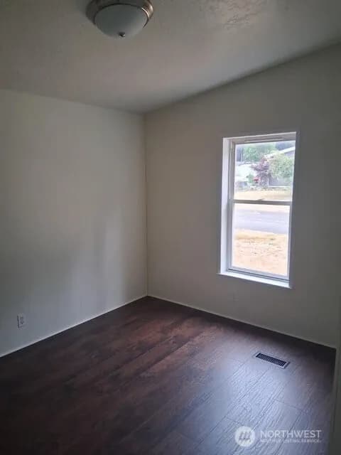 Property photo for 915 Union Mills Road #11, Lacey photo 9