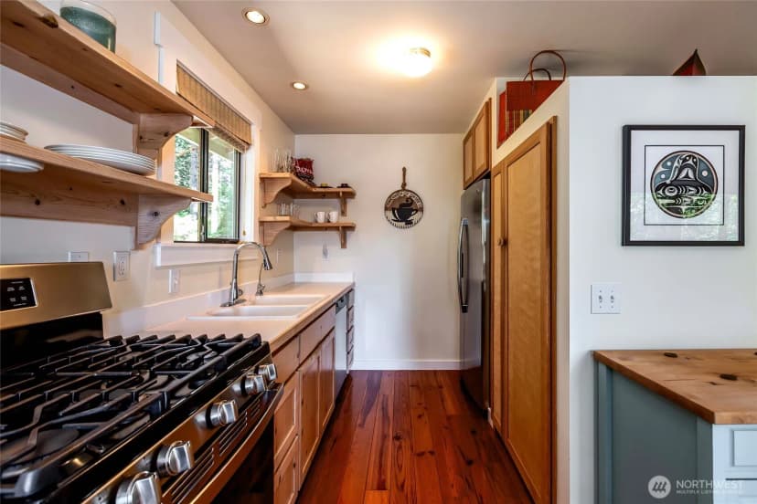 Property photo for 40 Brooks Lane, Friday Harbor photo 13