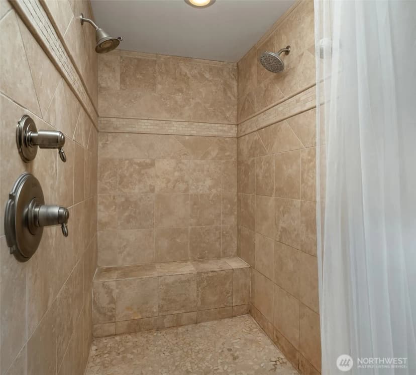 Property photo for 847 Ne 85th Street, Seattle photo 28