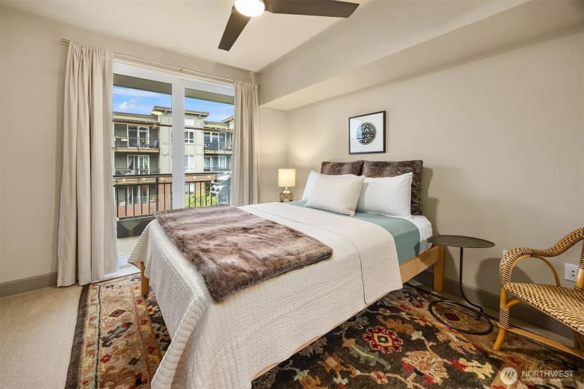 Property photo for 1840 25th Avenue Ne #307, Issaquah photo 14