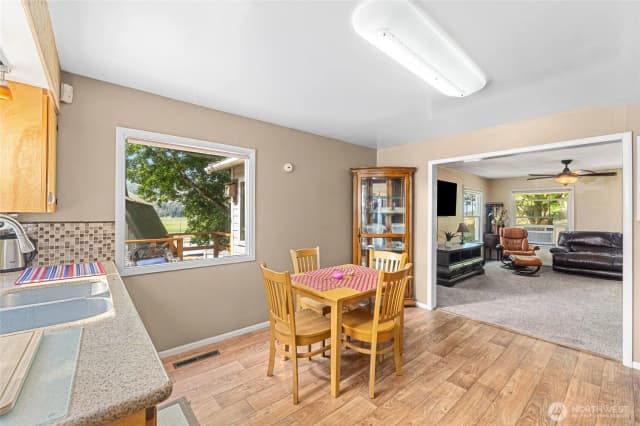Property photo for 210 N Hwy 395, Colville photo 5