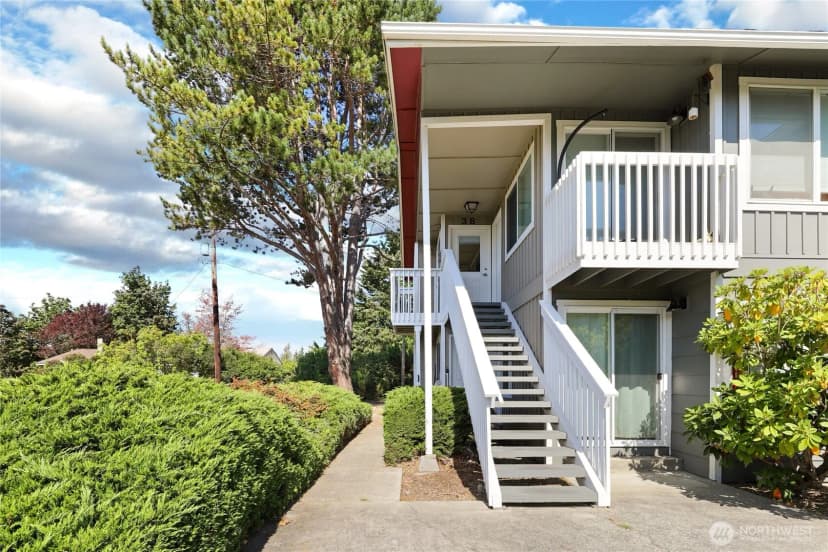 Property photo for 1930 Lawrence Street #38, Port Townsend photo 2