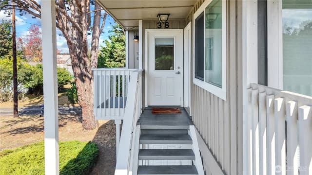 Property photo for 1930 Lawrence Street #38, Port Townsend photo 4
