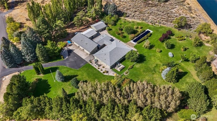 Property photo for 20113 Delta Road Nw, Soap Lake