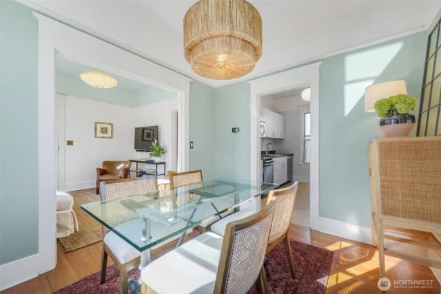 Property photo for 2614 E John Street, Seattle photo 5