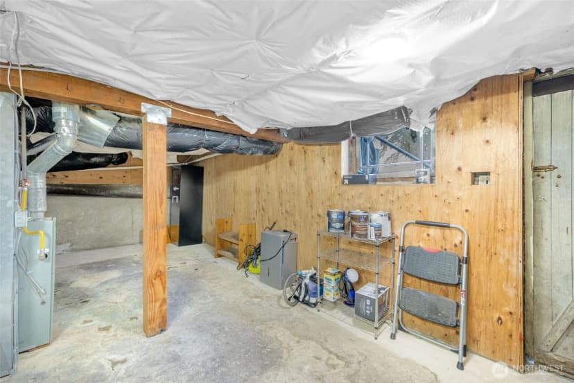 Property photo for 2614 E John Street, Seattle photo 15