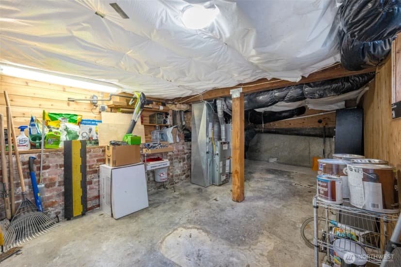 Property photo for 2614 E John Street, Seattle photo 14