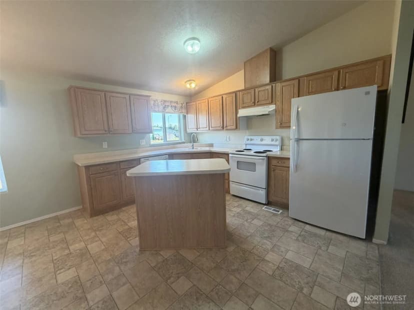 Property photo for 804 Rambling Road, Aberdeen photo 11