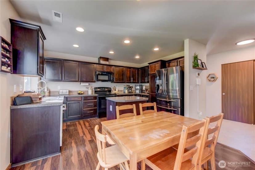 Property photo for 1725 73rd Avenue Se, Lake Stevens photo 10