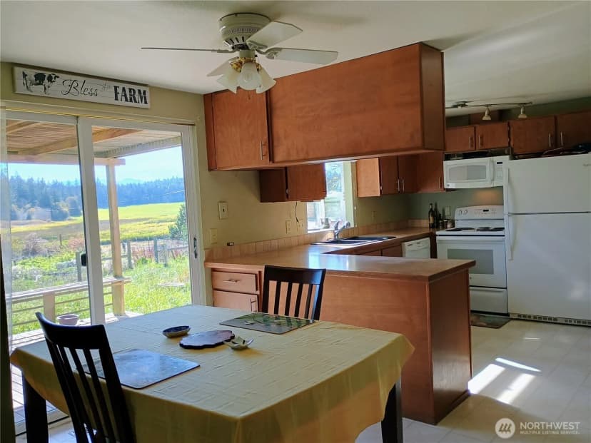 Property photo for 3295 Hastings, Port Townsend photo 4