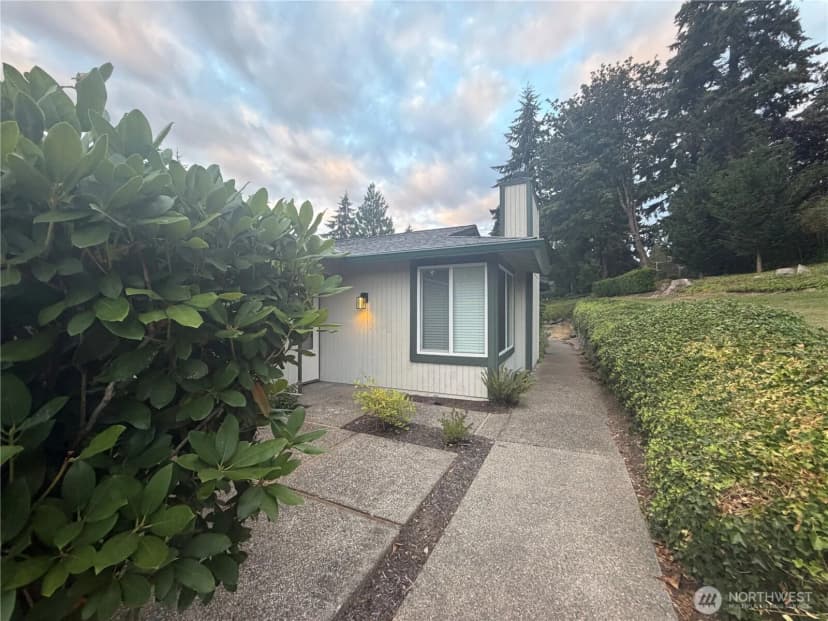 Property photo for 516 S 325th Street #20h, Federal Way photo 2