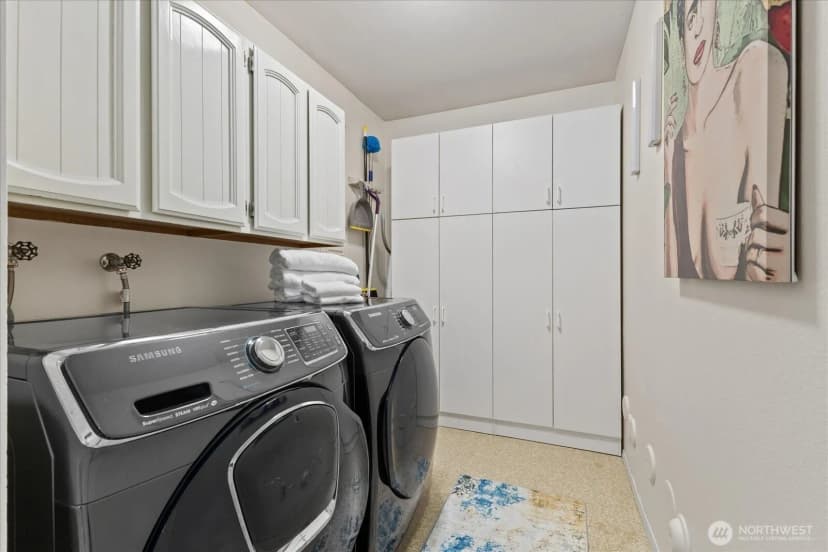 Property photo for 9715 Ne Juanita Drive #210b, Kirkland photo 22