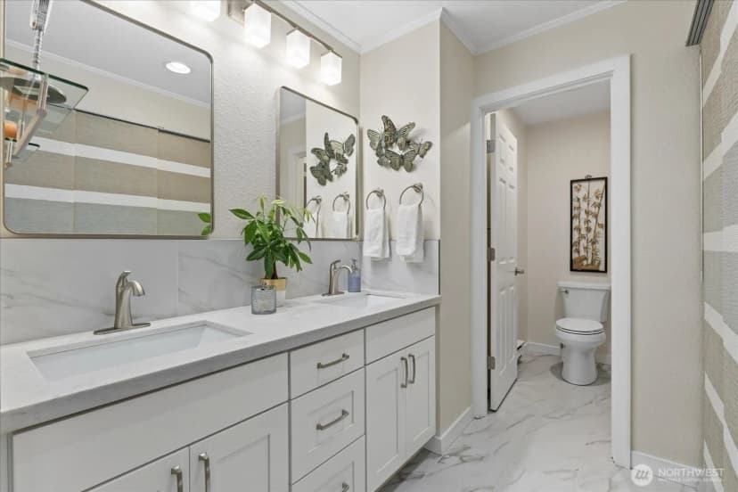Property photo for 9715 Ne Juanita Drive #210b, Kirkland photo 18