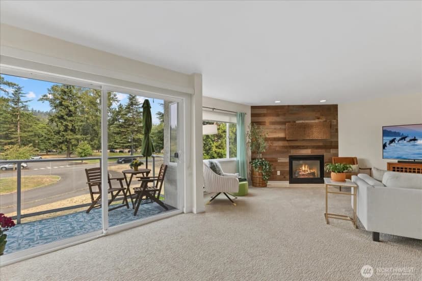 Property photo for 9715 Ne Juanita Drive #210b, Kirkland photo 8