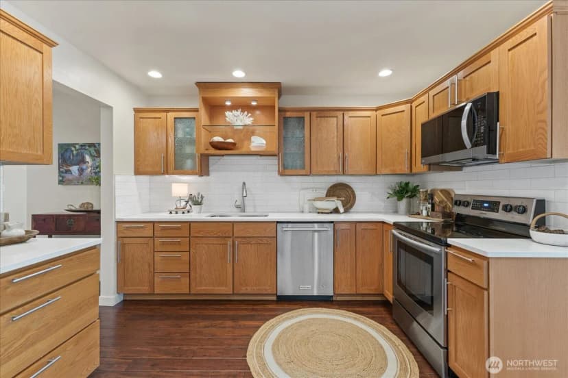 Property photo for 9715 Ne Juanita Drive #210b, Kirkland photo 14