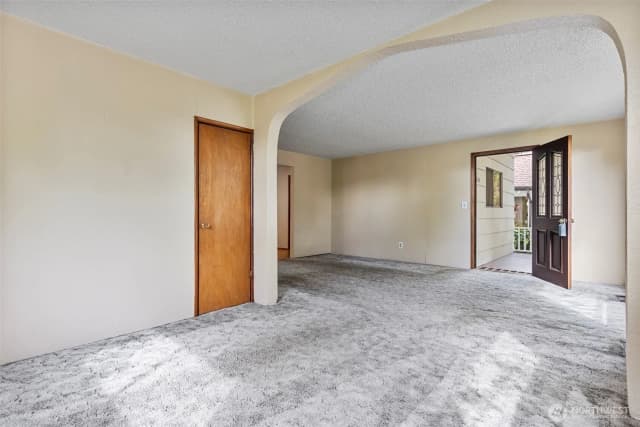 Property photo for 4334 S J Street, Tacoma photo 5