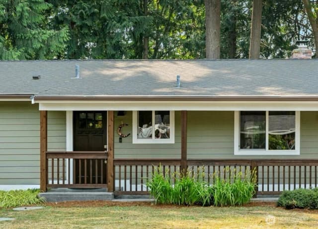 Property photo for 21013 60th Place Ne, Redmond photo 2