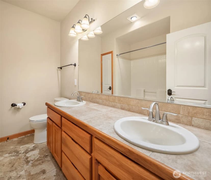 Property photo for 11822 123rd Avenue Ne, Lake Stevens photo 31