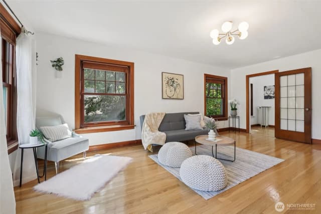 Property photo for 408 Bellevue Avenue E #206, Seattle photo 3