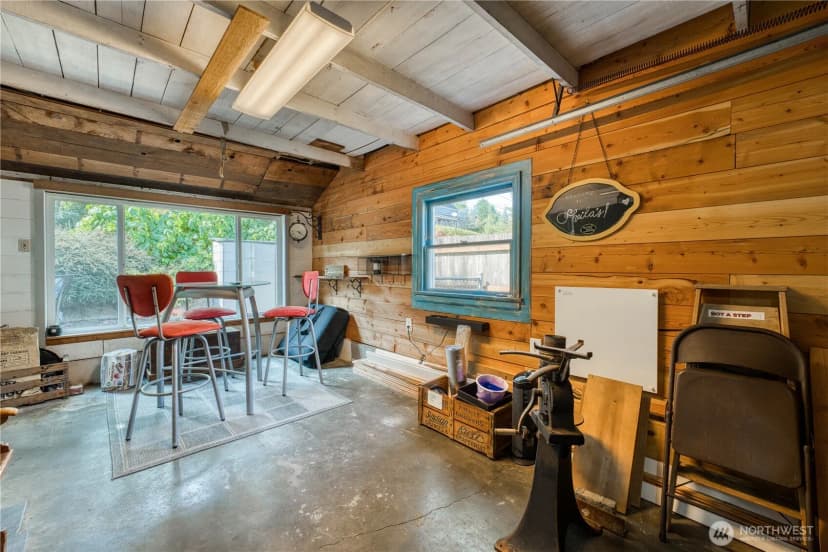 Property photo for 2525 Veldee Avenue, Bremerton photo 14
