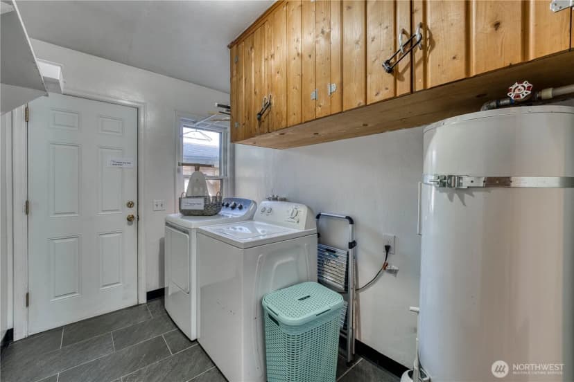 Property photo for 2525 Veldee Avenue, Bremerton photo 13