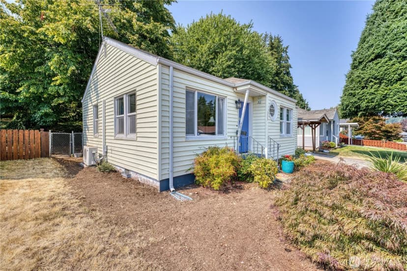 Property photo for 2525 Veldee Avenue, Bremerton photo 24