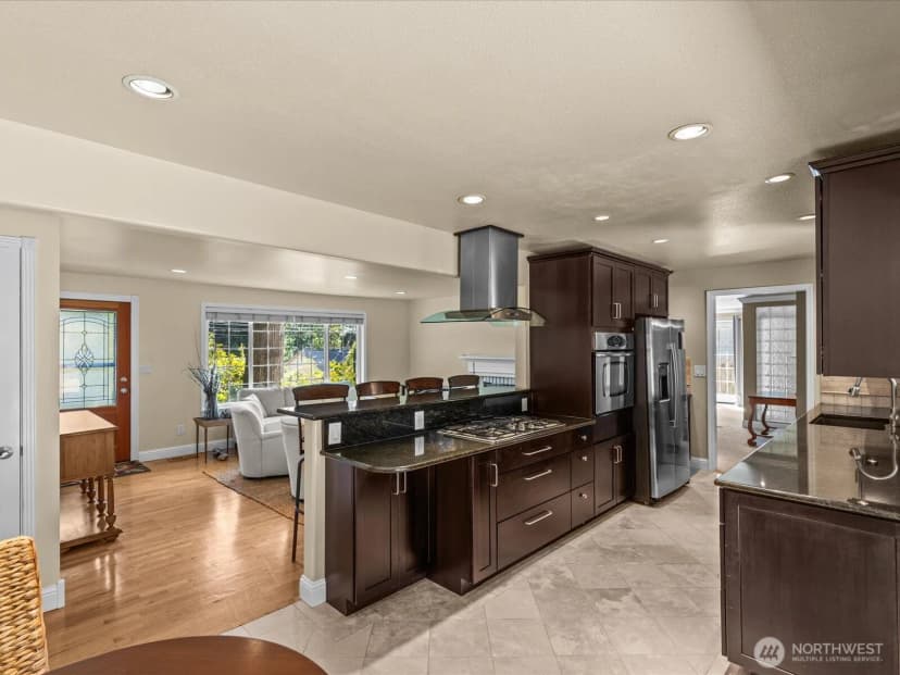 Property photo for 10610 Ne 190th Street, Bothell photo 19