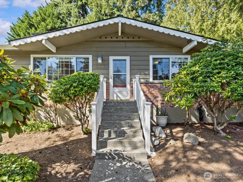 Property photo for 10610 Ne 190th Street, Bothell photo 6