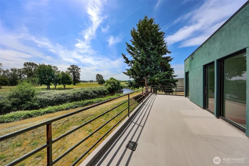 Property photo for 18700 Southcenter Parkway, Tukwila photo 9