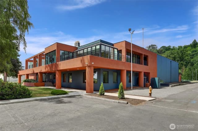 Property photo for 18700 Southcenter Parkway, Tukwila