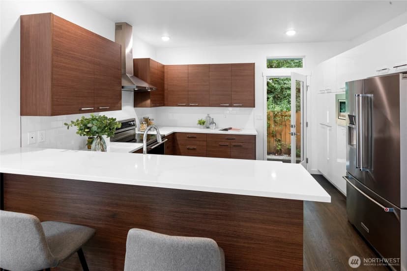 Property photo for 747 Fords Court, Bainbridge Island photo 10