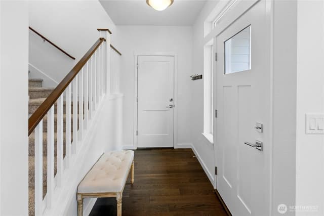 Property photo for 747 Fords Court, Bainbridge Island photo 3
