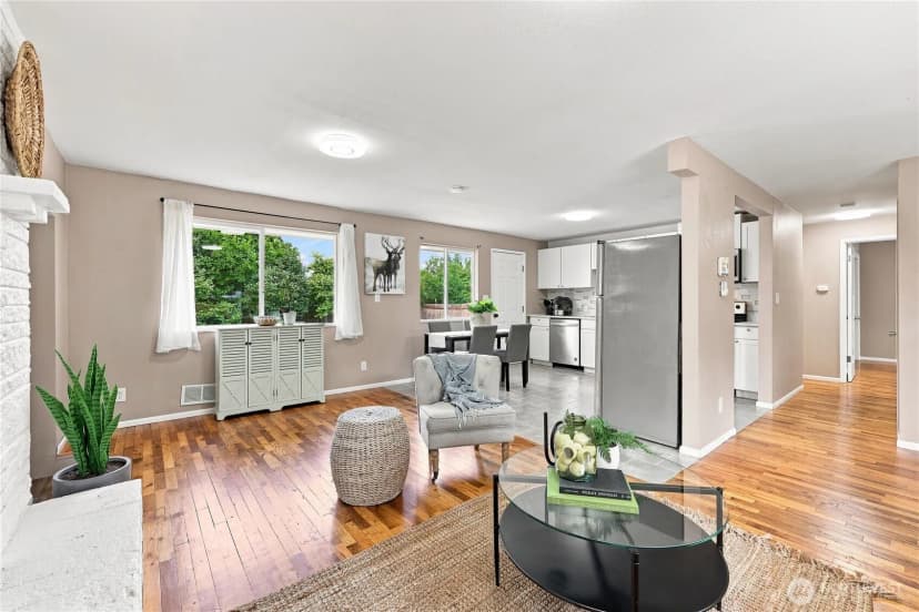 Property photo for 4975 Johnson Street Nw, Bremerton photo 11